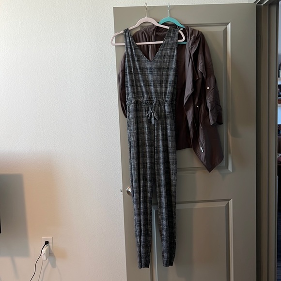 Combo Deal! Jumper (L - Has stretch!) and Jacket (14) - Picture 1 of 6